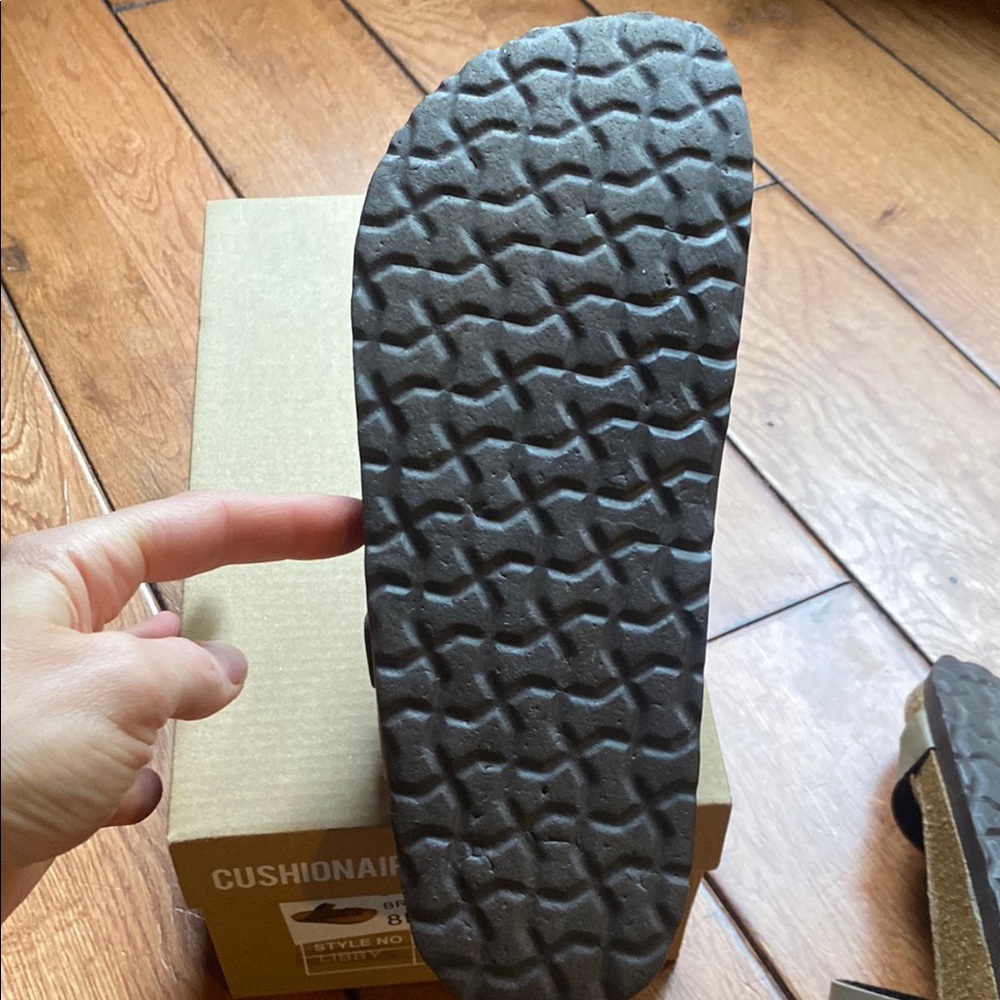 Cushionaire Libby Brown Sandals Size 8 - Picture 4 of 6